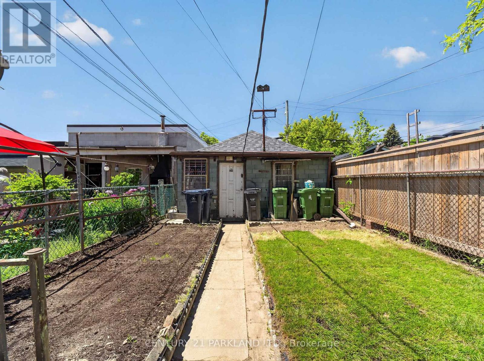26 Earlscourt Avenue, Toronto, Ontario  M6E 4A6 - Photo 36 - W13452174