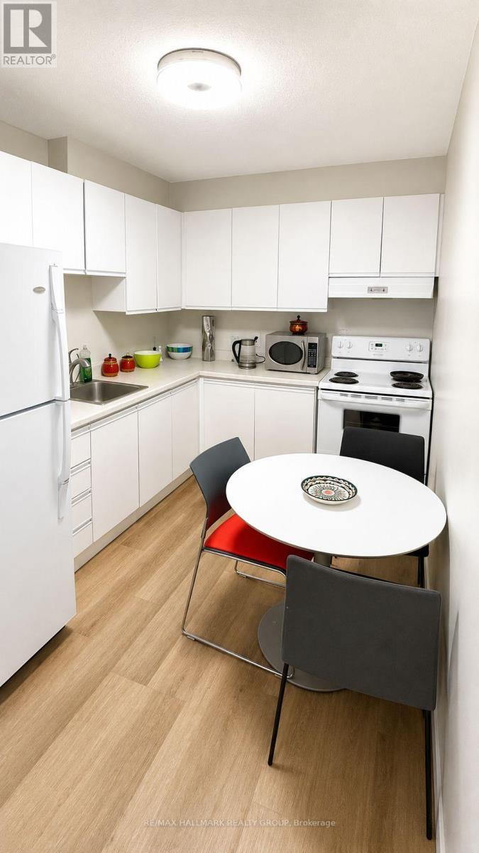 1806 - 1380 Prince Of Wales Drive, Ottawa, Ontario  K2C 3N5 - Photo 4 - X13452258