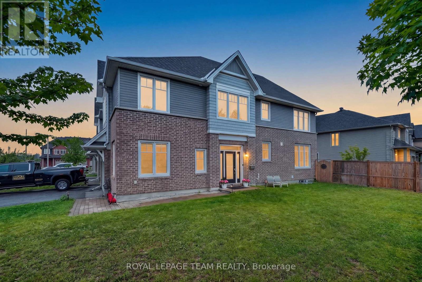 138 ERIC MALONEY WAY, Ottawa, Ontario