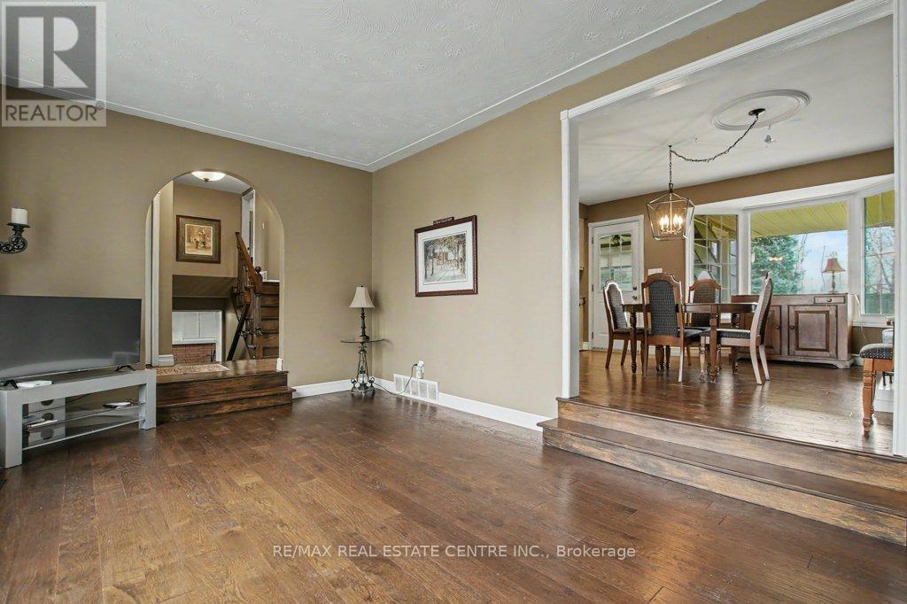 18 Concession 6 (Millgrove) Road E, Hamilton, Ontario  L8B 1A2 - Photo 9 - X13425334