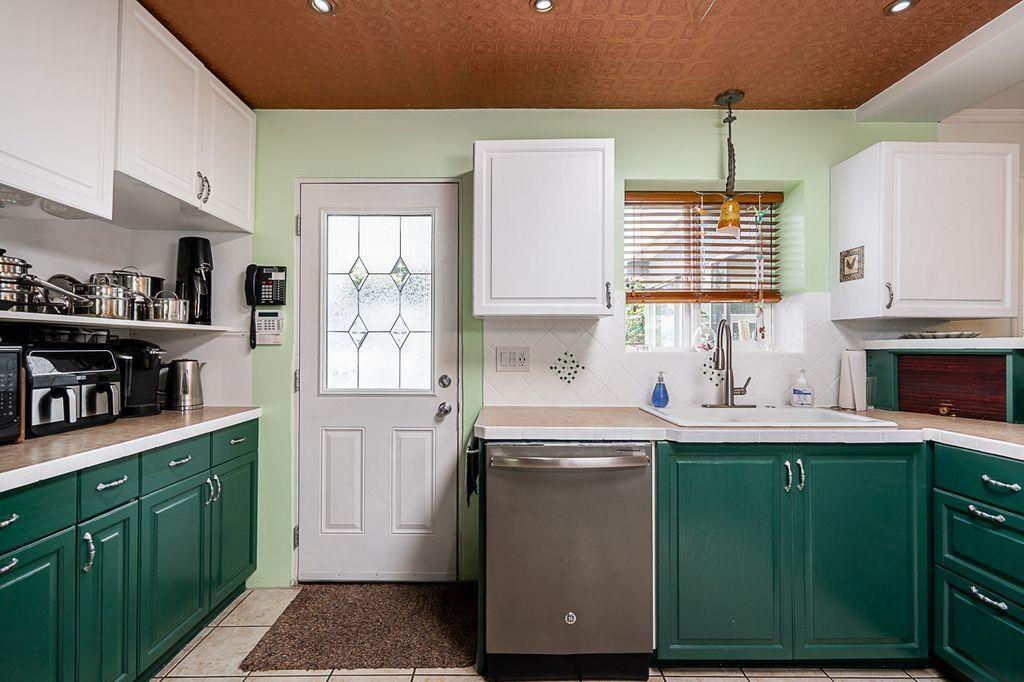13938 115 Avenue, Surrey, British Columbia  V3R 2P4 - Photo 10 - R3136515