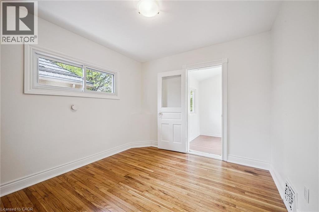 38 Stirling Avenue N, Kitchener, Ontario  N2H 3G5 - Photo 13 - 40839878