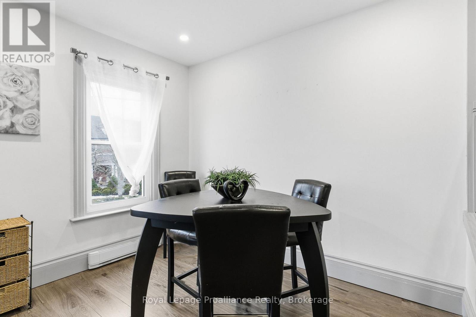 Upper - 300 George Street, Cobourg, Ontario  K9A 3L8 - Photo 4 - X13452224