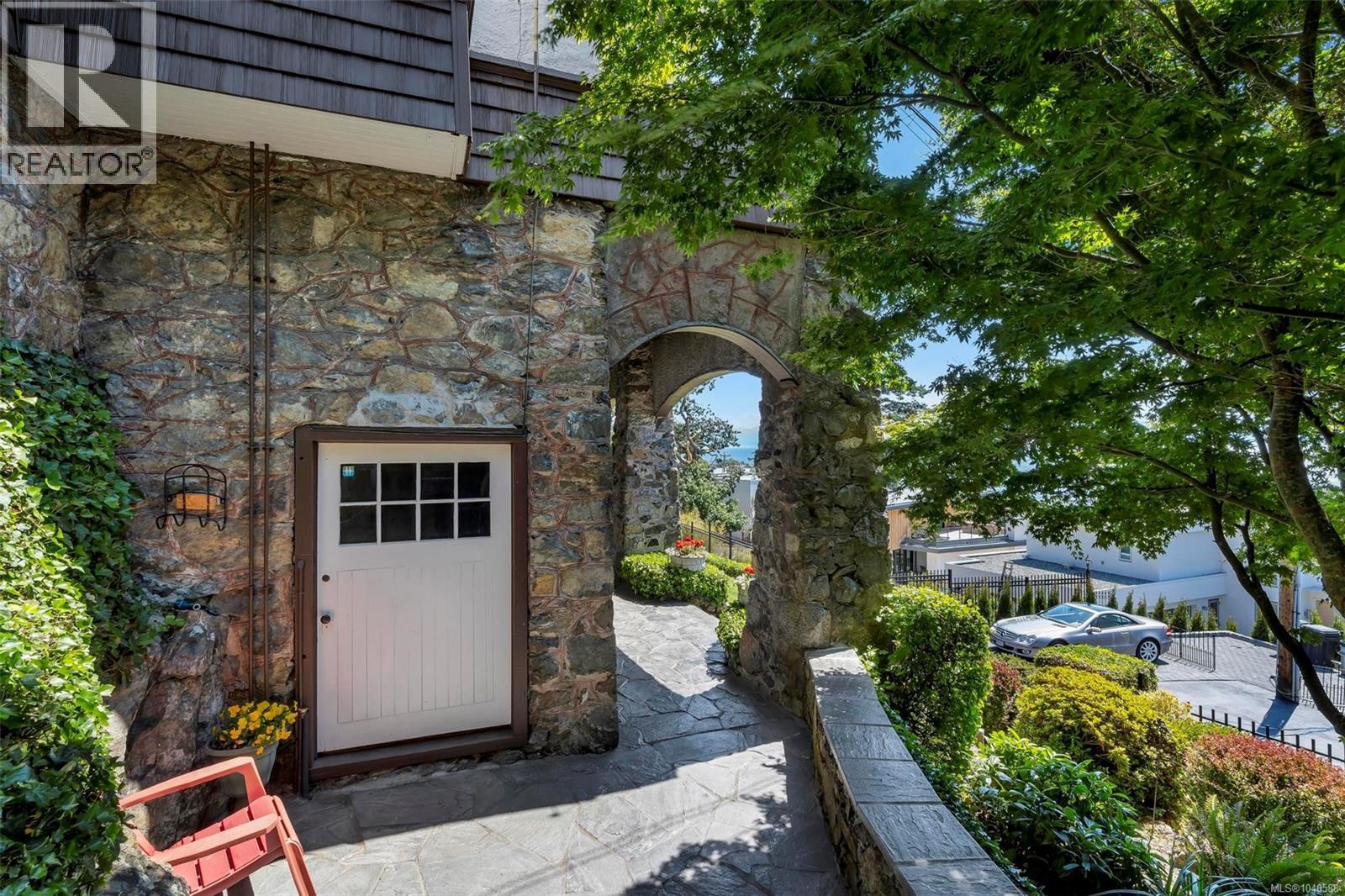 1926 Crescent Rd, Oak Bay, British Columbia  V8S 2H1 - Photo 71 - 1040588