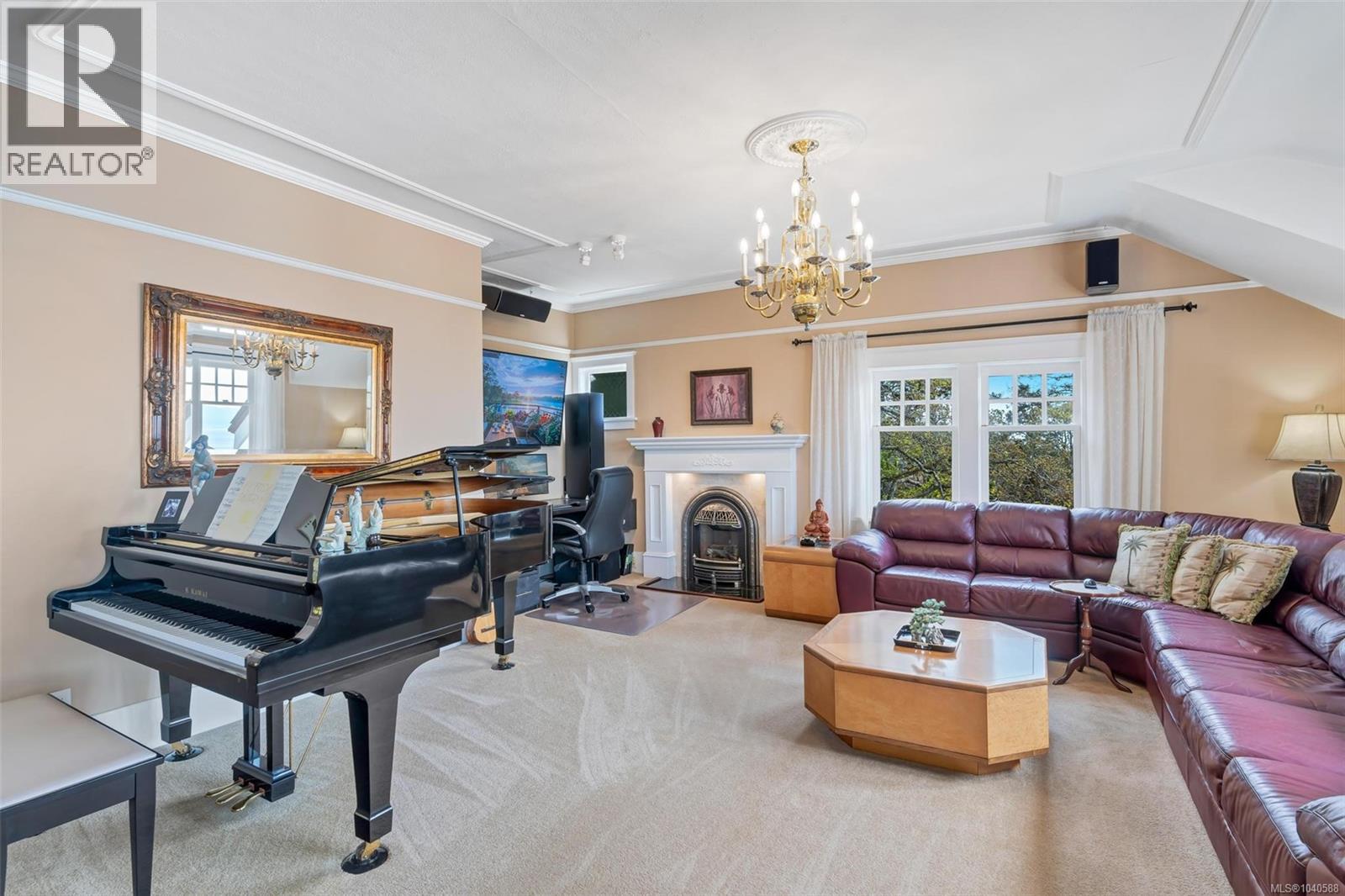 1926 Crescent Rd, Oak Bay, British Columbia  V8S 2H1 - Photo 93 - 1040588