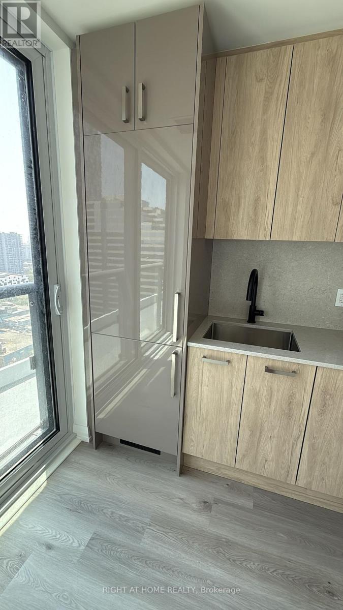 1706 - 280 Dundas Street W, Toronto, Ontario  M5T 1V4 - Photo 12 - C13452388