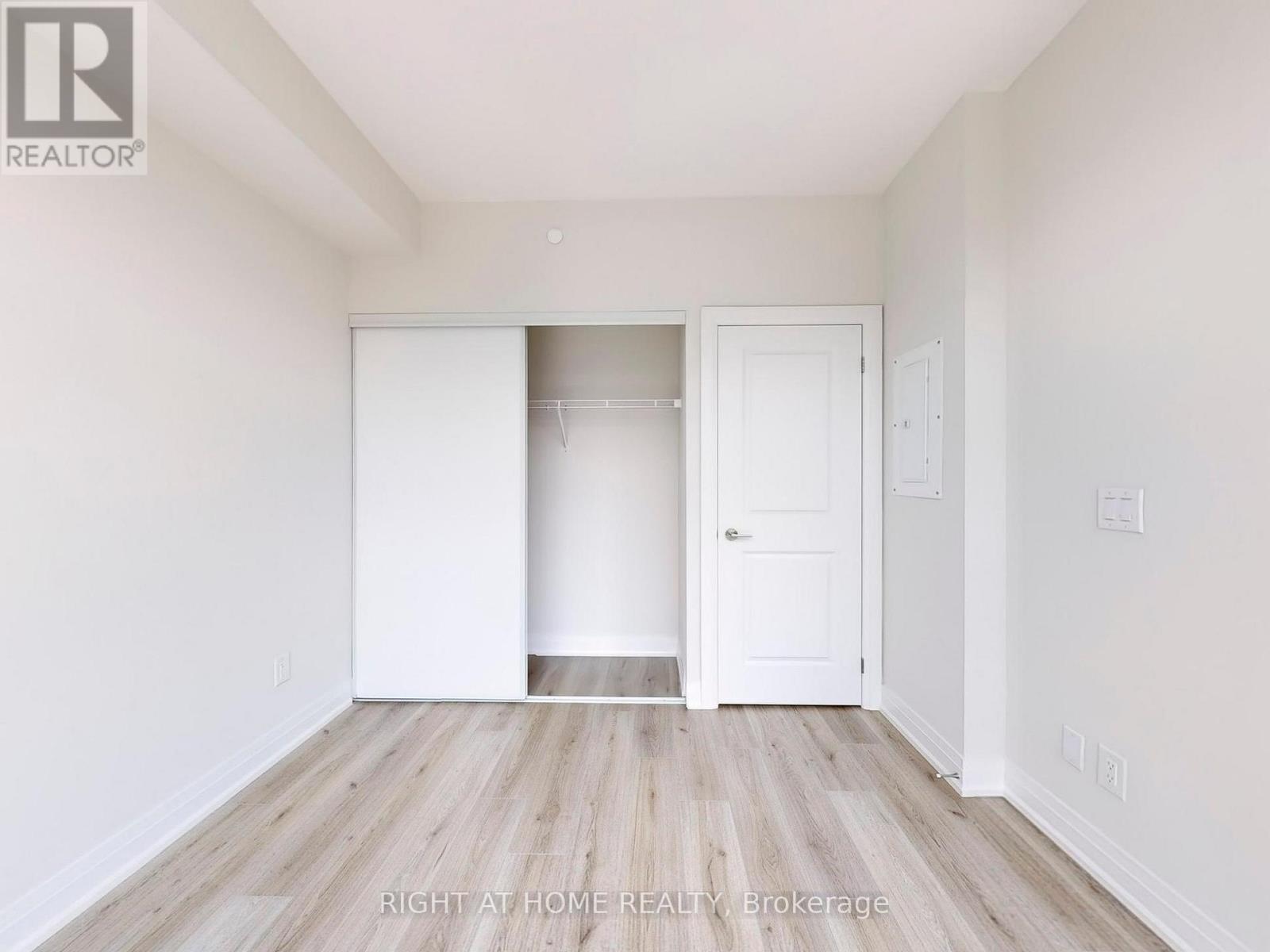 30 - 851 Sheppard Avenue W, Toronto, Ontario  M3H 0G2 - Photo 21 - C13452400