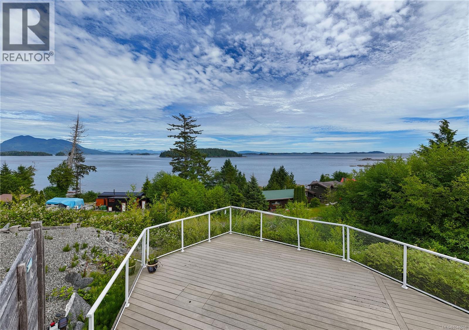 1073 Fifth Ave, Ucluelet, British Columbia
