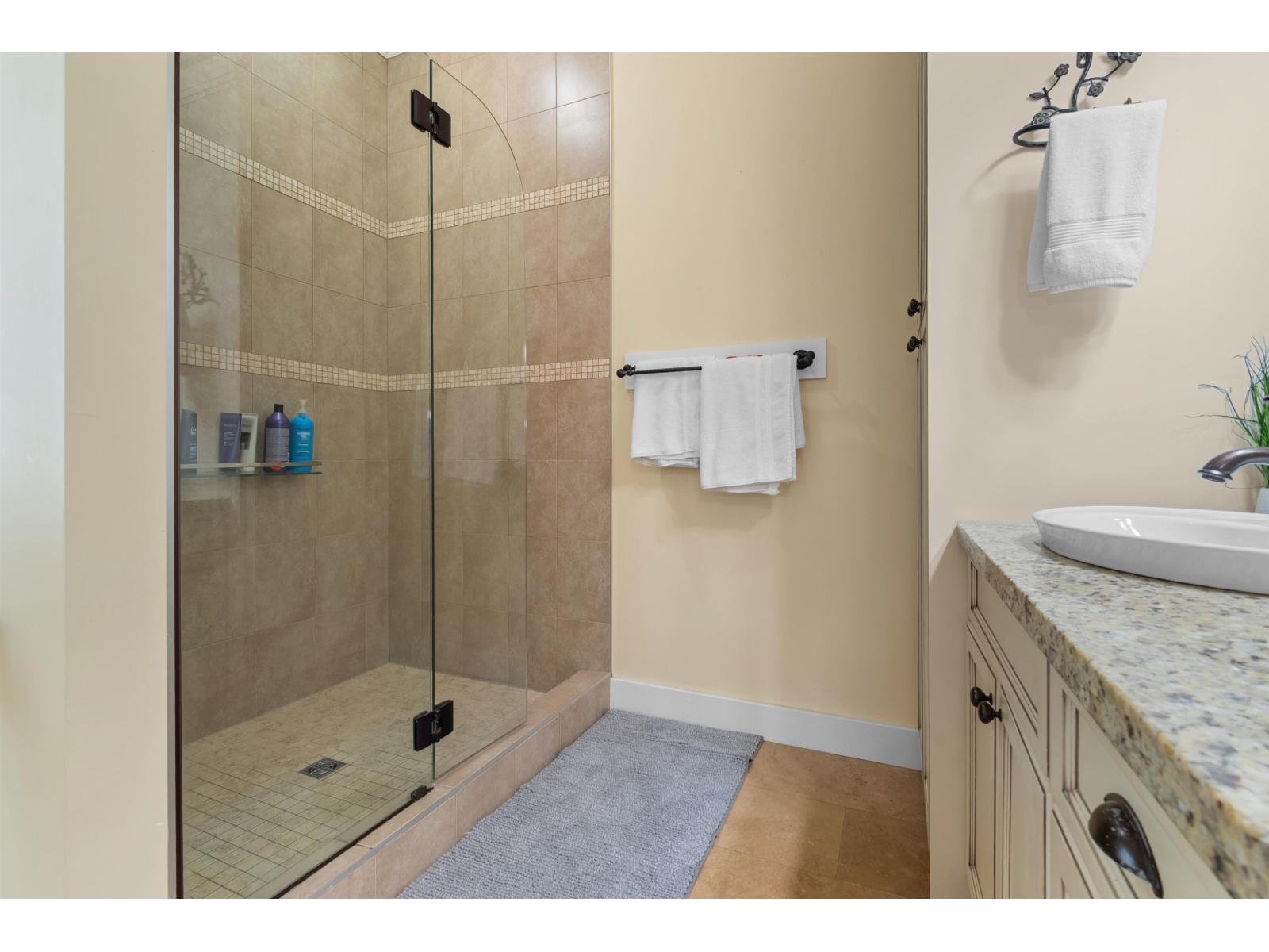 45419 Magdalena Place, Vedder Mountain, Cultus Lake, British Columbia  V2R 0K7 - Photo 19 - R3136547
