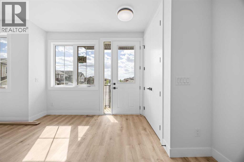 196 Saddlelake Manor NE, Calgary, Alberta  T3J 2L5 - Photo 4 - A2298736