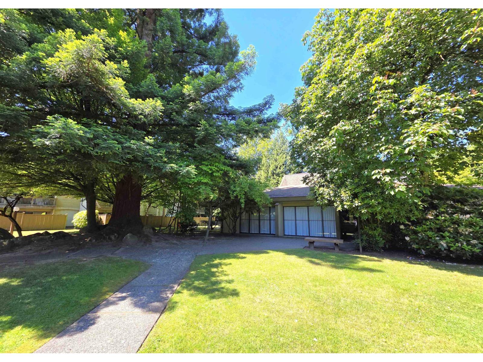 312 14945 100 Avenue, Surrey, British Columbia  V3R 1J6 - Photo 11 - R3136573