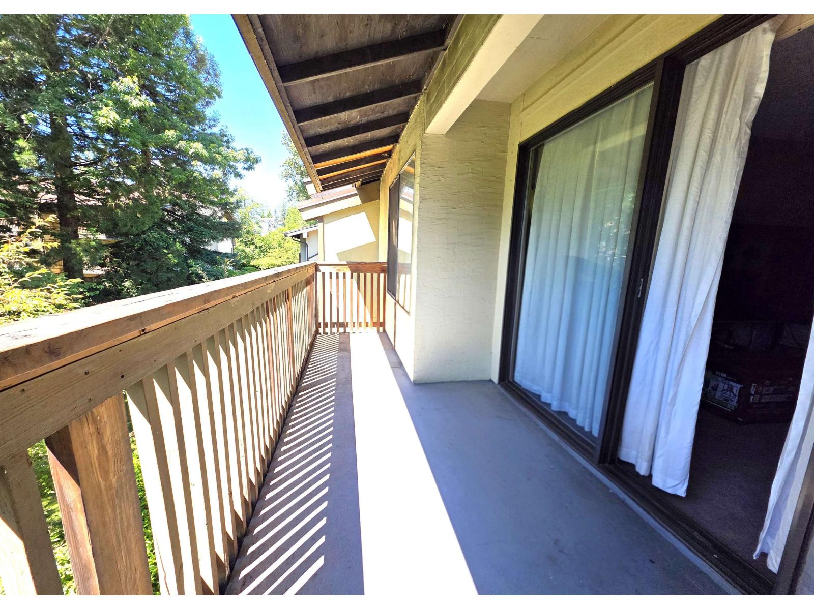 312 14945 100 Avenue, Surrey, British Columbia  V3R 1J6 - Photo 10 - R3136573