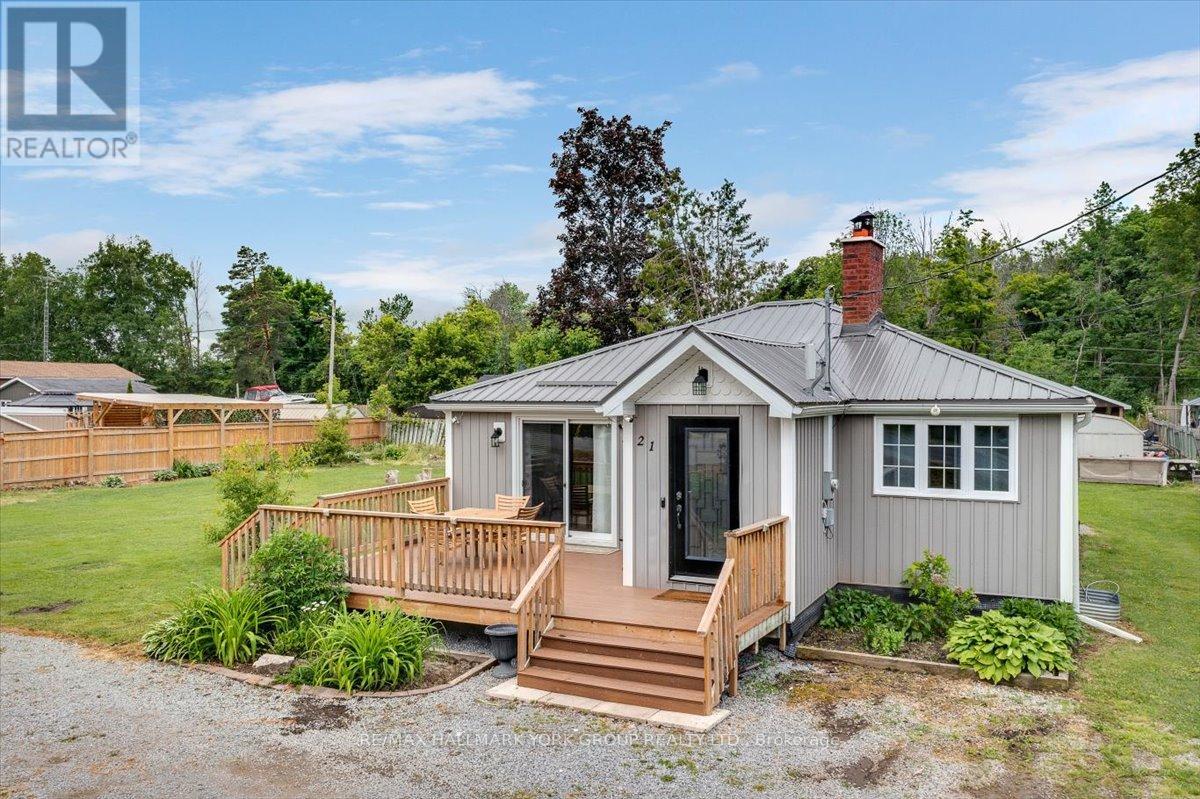 21 Lakeshore Road, Georgina, Ontario  L0E 1N0 - Photo 5 - N13452138