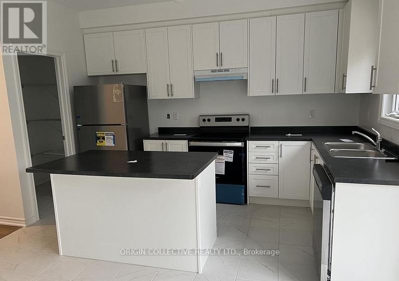 34 Milson Cres, Essa, Ontario  L0M 1B5 - Photo 10 - N13452198