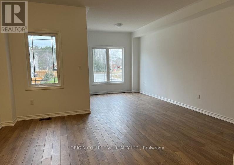 34 Milson Cres, Essa, Ontario  L0M 1B5 - Photo 8 - N13452198