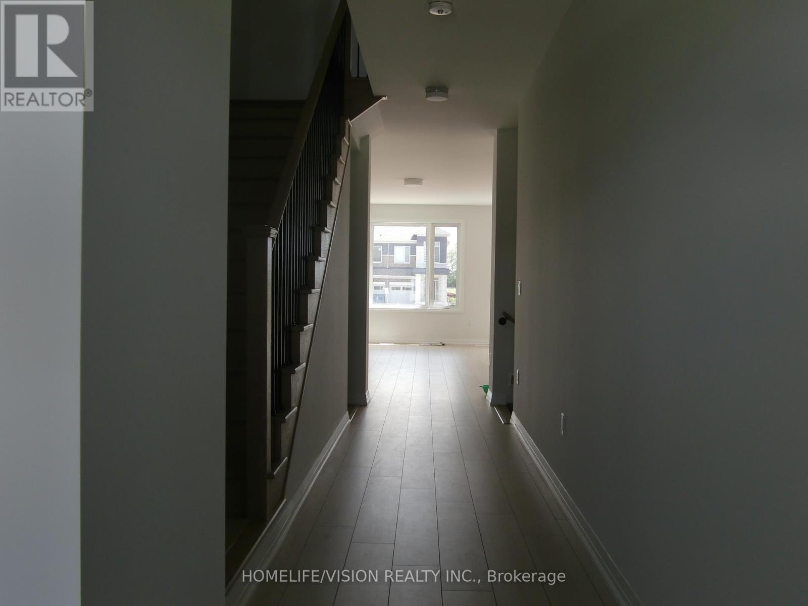 39 Sandels Avenue, Richmond Hill, Ontario  L4S 0R7 - Photo 3 - N13452218