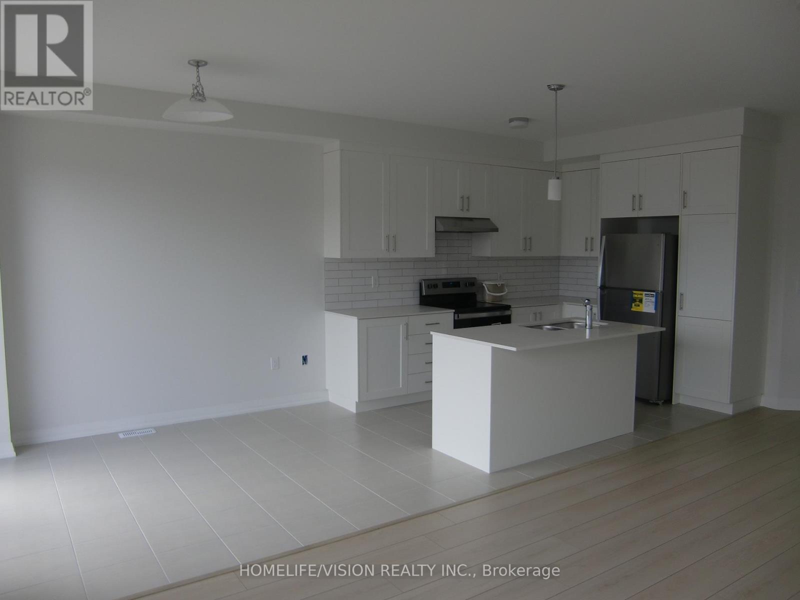 39 Sandels Avenue, Richmond Hill, Ontario  L4S 0R7 - Photo 5 - N13452218