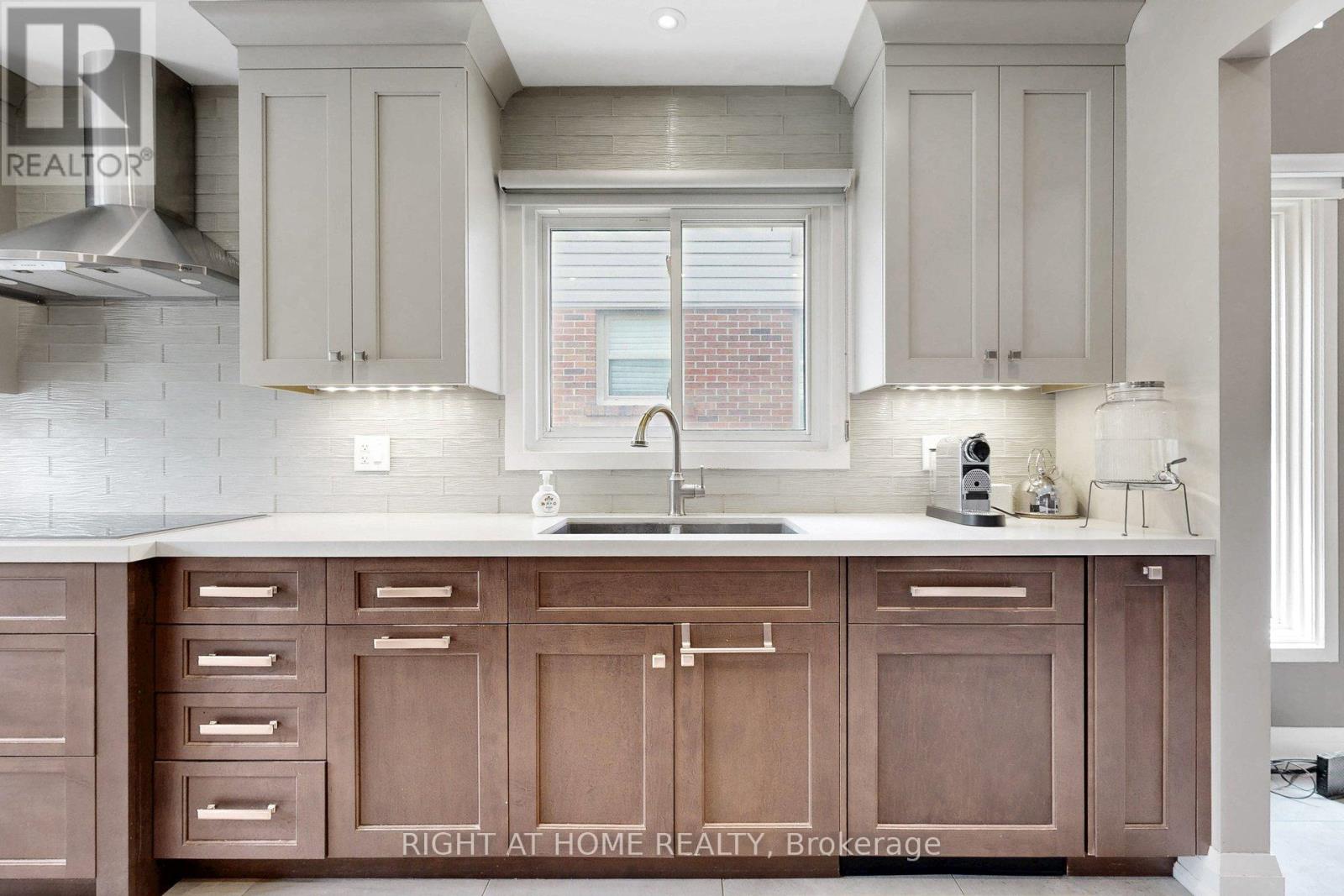 62 Kings College Road, Markham, Ontario  L3T 5J8 - Photo 6 - N13452264