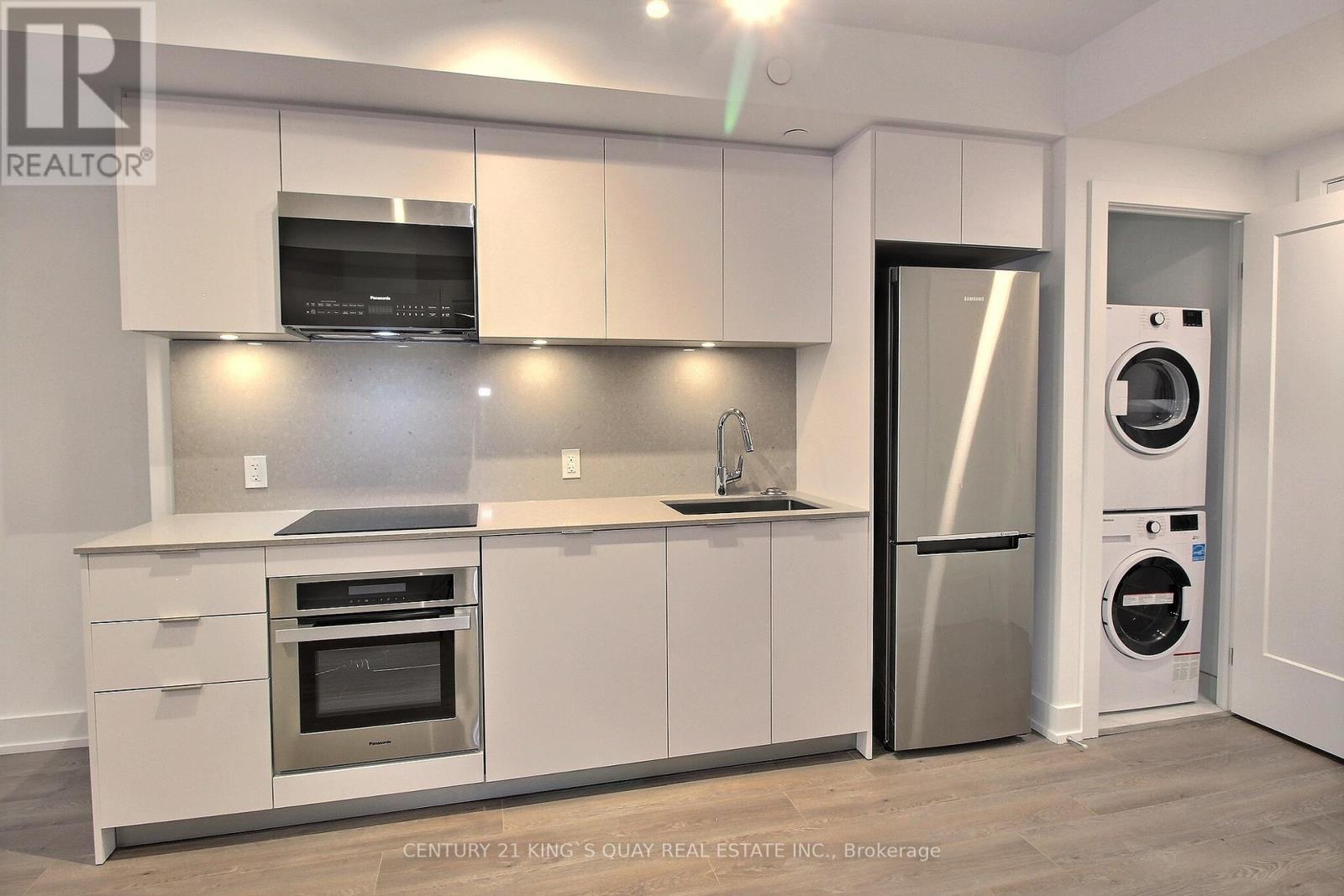 305 - 8 Cedarland Drive, Markham, Ontario  L6G 0H4 - Photo 2 - N13452272