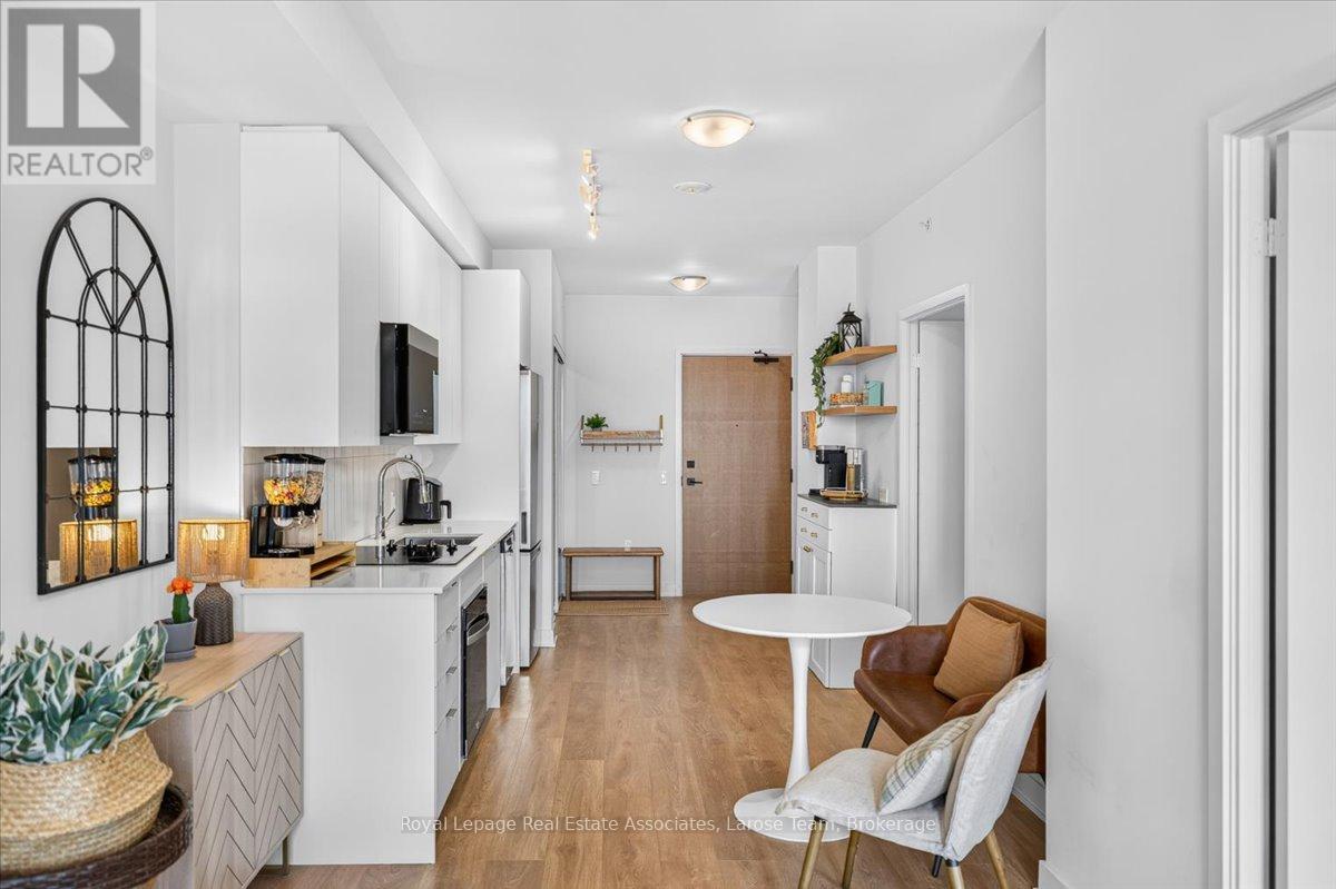 3707 - 2920 Highway 7 Road, Vaughan, Ontario L4K 0P4 - Photo 10 - N13452398