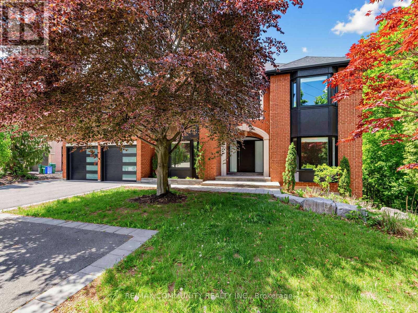 806 Clarence Street E, Vaughan, Ontario  L4L 8V2 - Photo 2 - N13452422