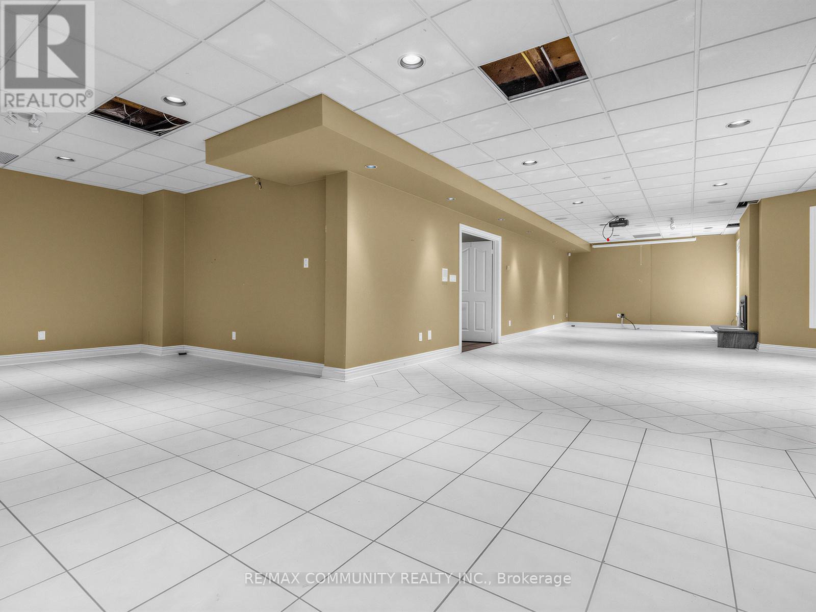 806 Clarence Street E, Vaughan, Ontario  L4L 8V2 - Photo 32 - N13452422