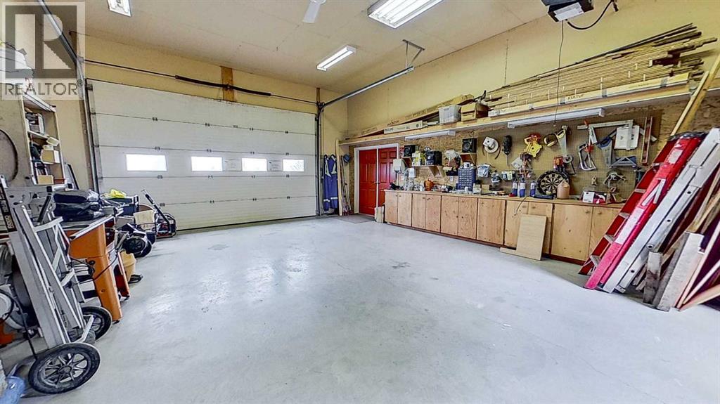32214 Range Road 22, Rural Mountain View County, Alberta  T4H 4G4 - Photo 27 - A2318465