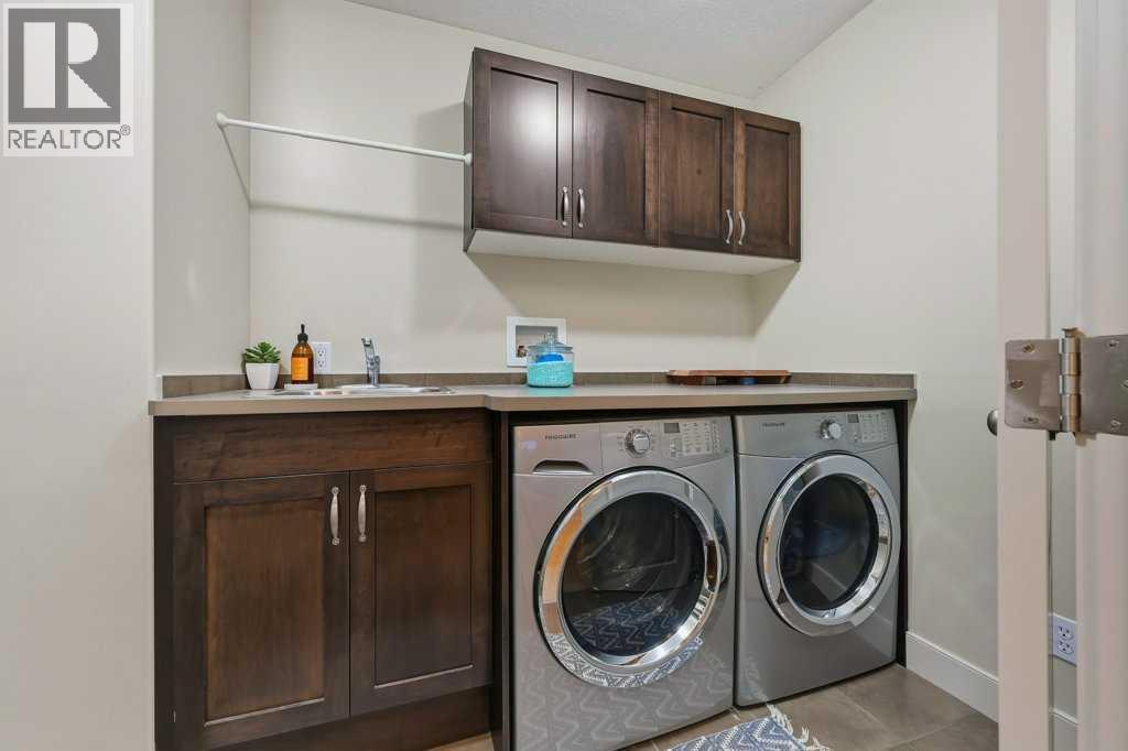 74 Discovery Ridge Heights Sw, Calgary, Alberta  T3H 5S9 - Photo 28 - A2320207