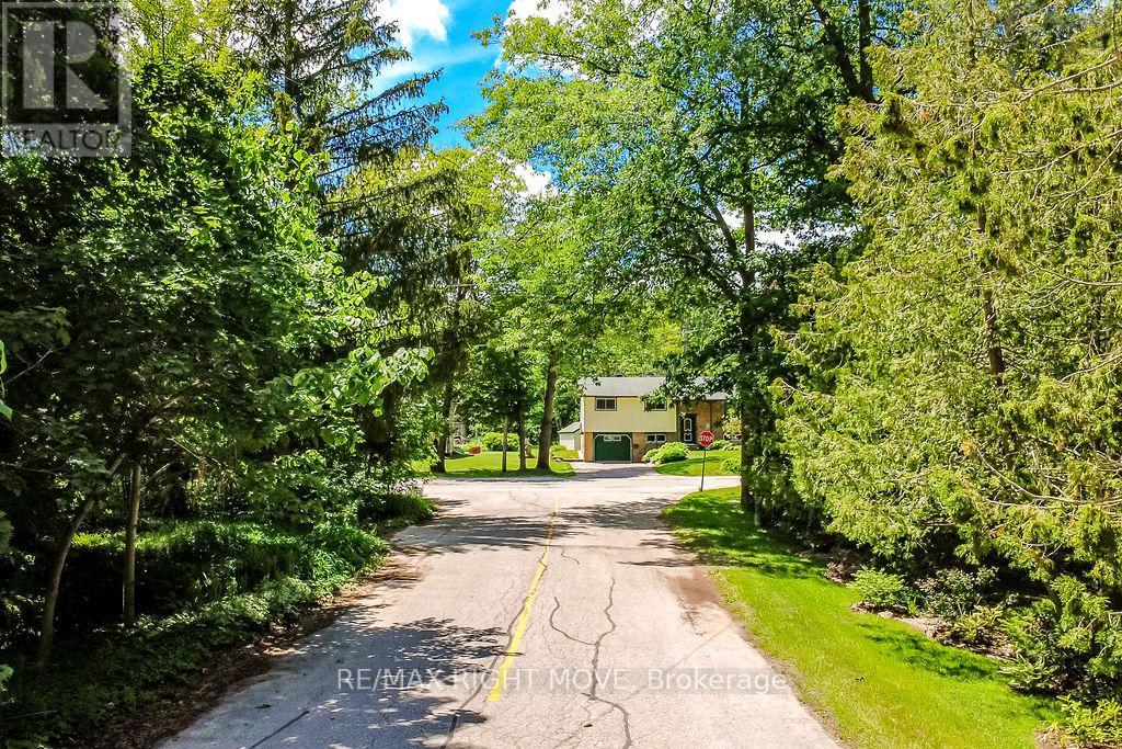 429 Bay Street, Orillia, Ontario  L3V 3X5 - Photo 2 - S13452408