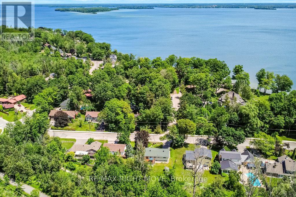 429 Bay Street, Orillia, Ontario  L3V 3X5 - Photo 4 - S13452408