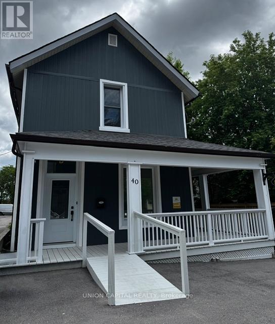 40 Albert Street N, Orillia, Ontario  L3V 5K2 - Photo 2 - S13452490
