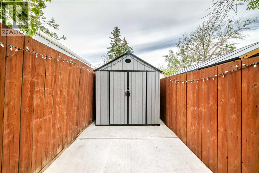 77 Edgeford Way Nw, Calgary, Alberta  T3A 2S8 - Photo 25 - A2321122