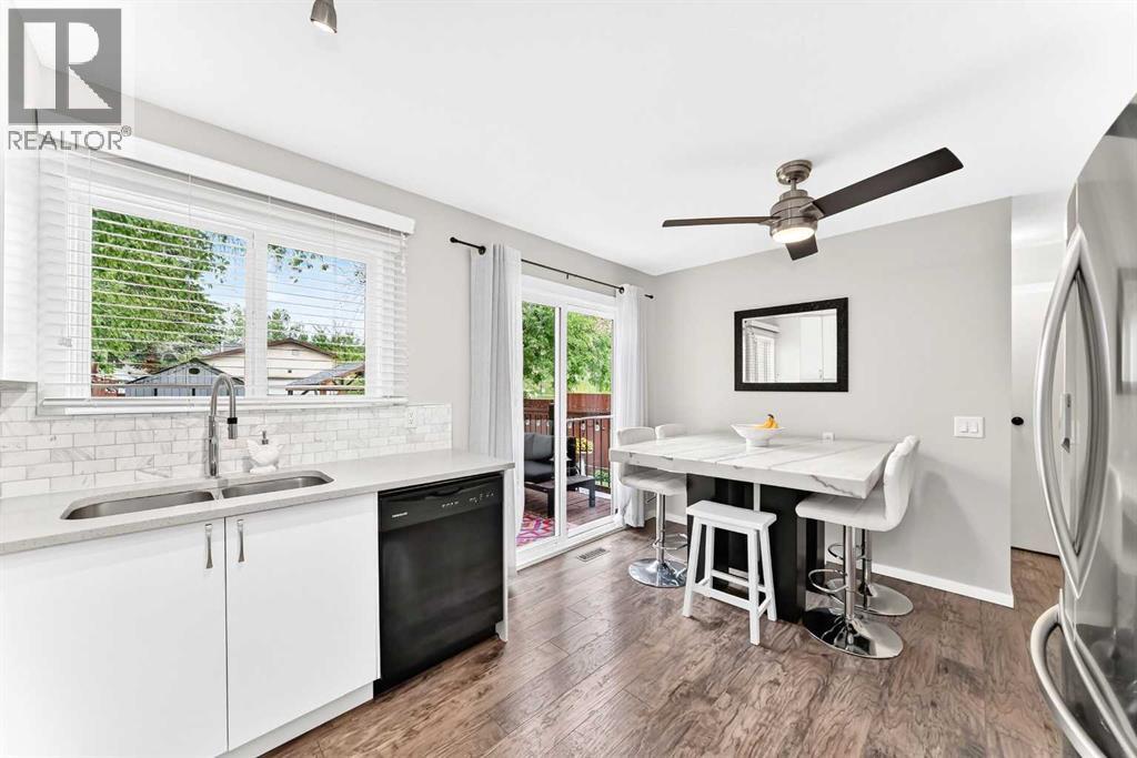 77 Edgeford Way Nw, Calgary, Alberta  T3A 2S8 - Photo 8 - A2321122