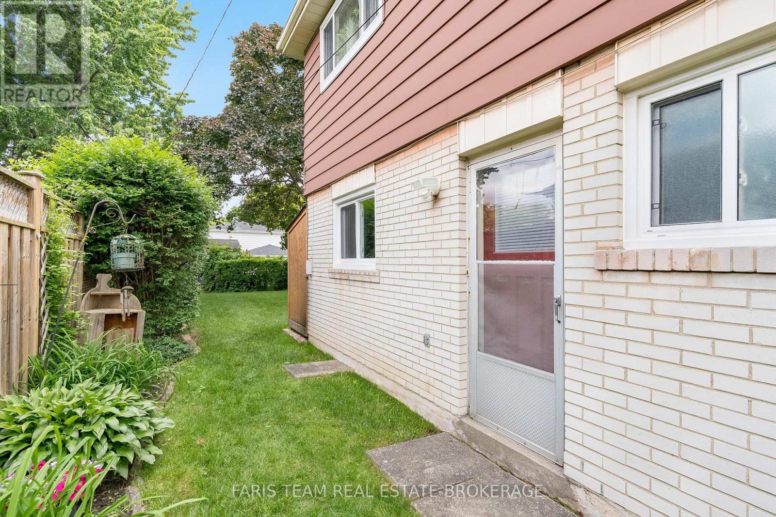 28 Bromley Crescent, Brampton, Ontario L6T 1Z1 - Photo 28 - W12960372