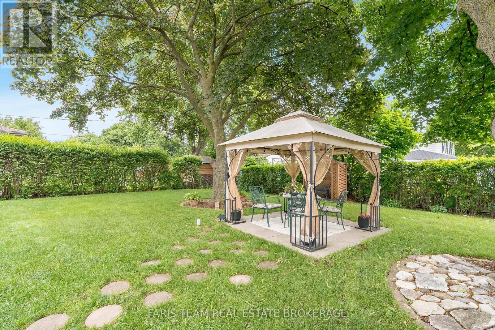 28 Bromley Crescent, Brampton, Ontario L6T 1Z1 - Photo 32 - W12960372
