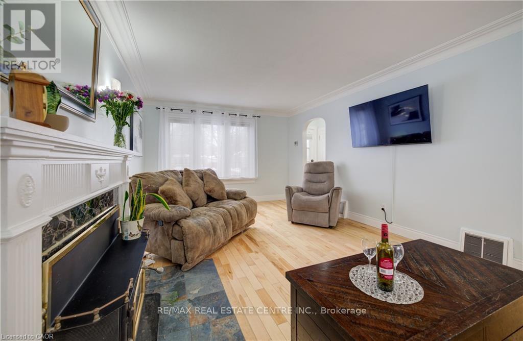 76 Brentwood Avenue, Kitchener, Ontario  N2H 2C8 - Photo 16 - X12826716