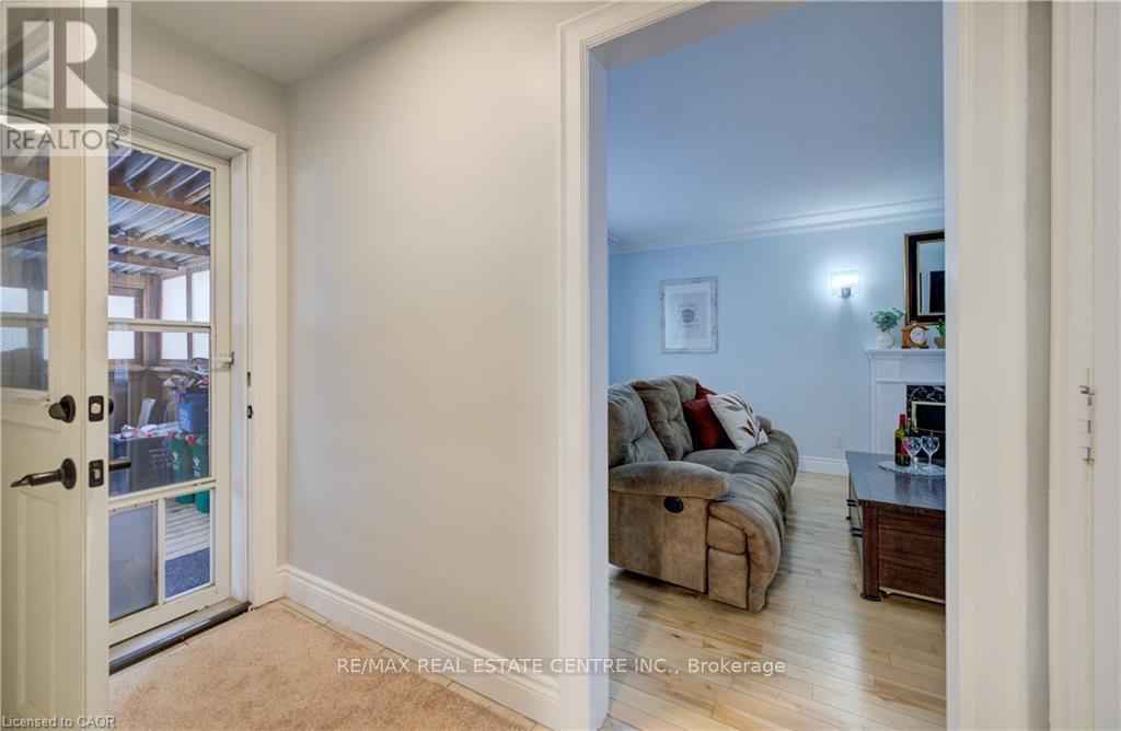 76 Brentwood Avenue, Kitchener, Ontario  N2H 2C8 - Photo 11 - X12826716