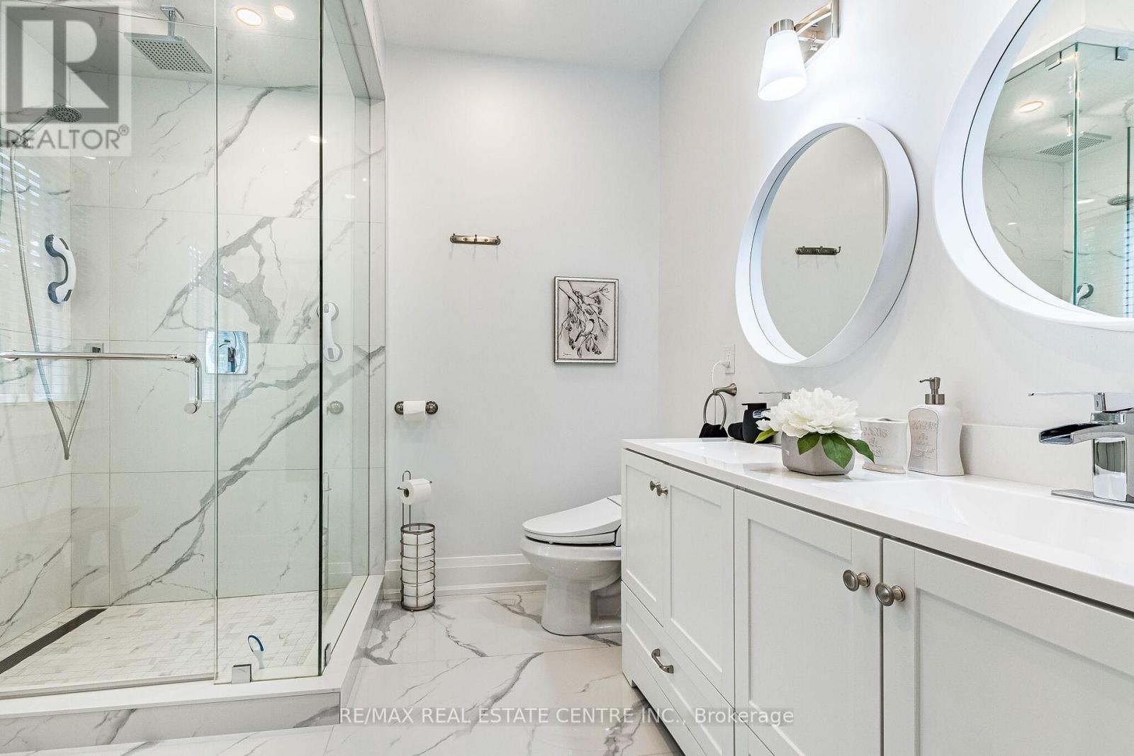 680 Bookham Crescent NW, Mississauga, Ontario  L4Z 1T9 - Photo 24 - W13452214