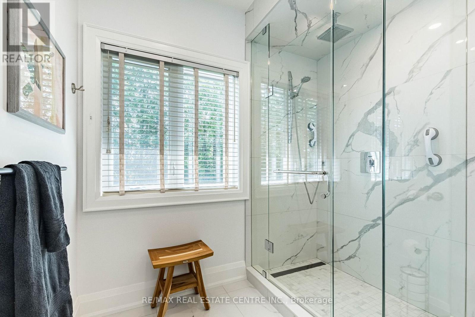 680 Bookham Crescent NW, Mississauga, Ontario  L4Z 1T9 - Photo 25 - W13452214