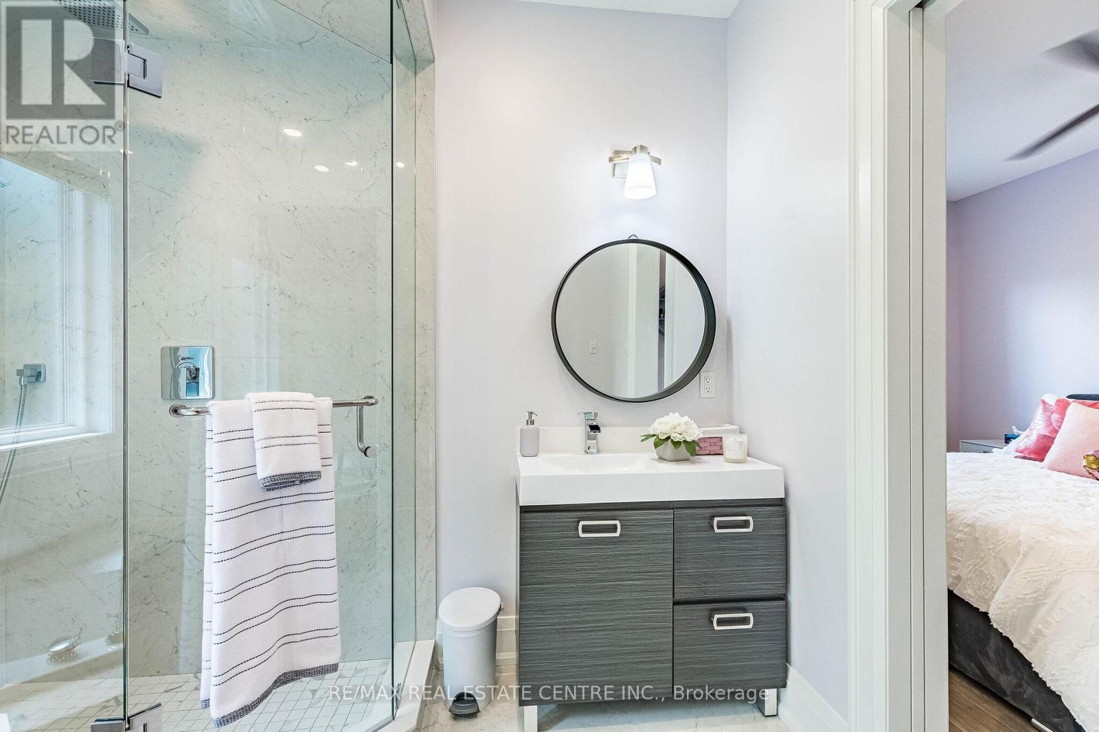 680 Bookham Crescent NW, Mississauga, Ontario  L4Z 1T9 - Photo 31 - W13452214