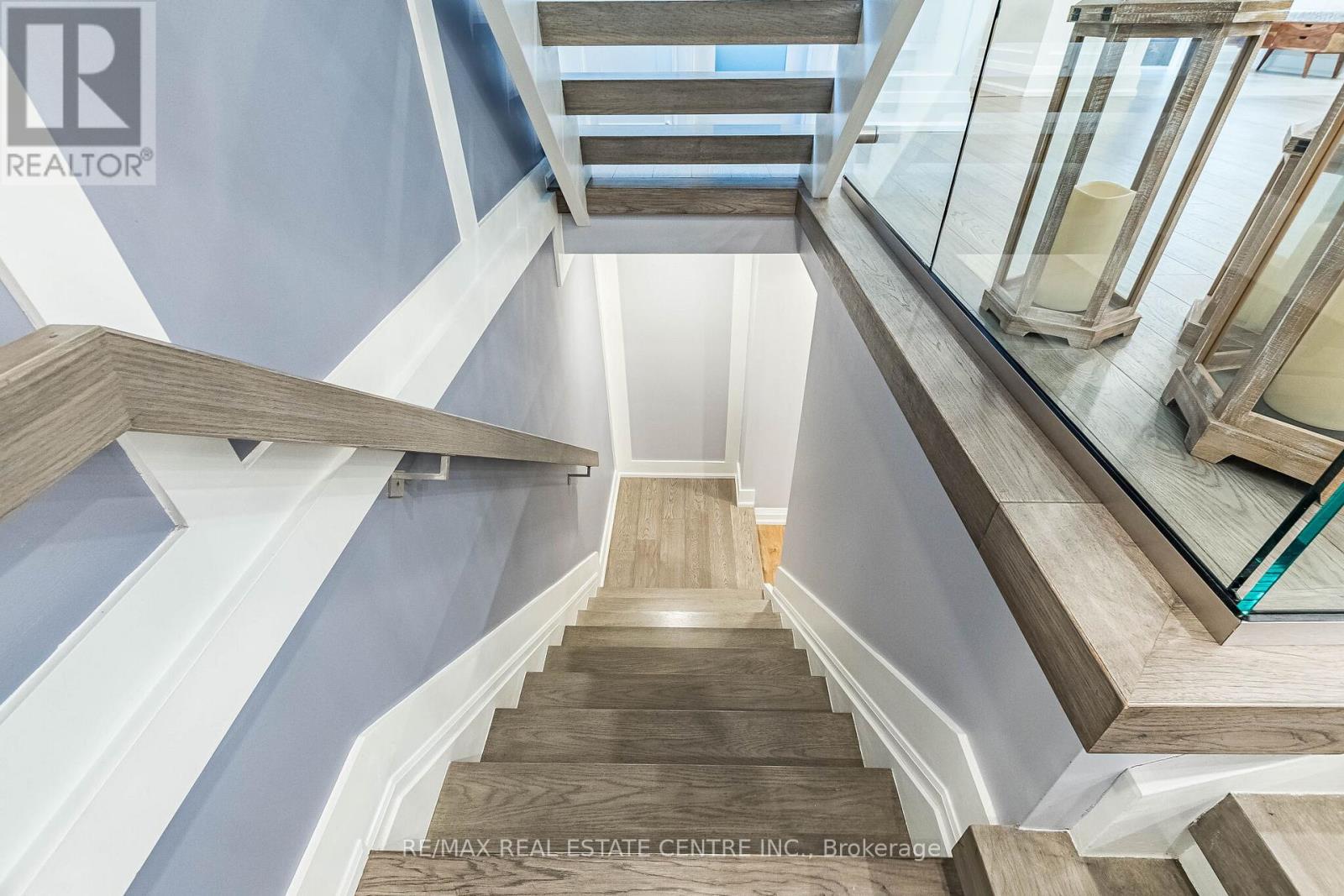 680 Bookham Crescent NW, Mississauga, Ontario  L4Z 1T9 - Photo 36 - W13452214