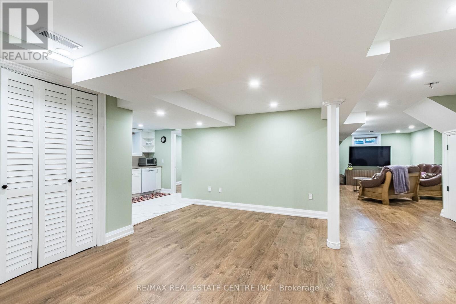 680 Bookham Crescent NW, Mississauga, Ontario  L4Z 1T9 - Photo 38 - W13452214