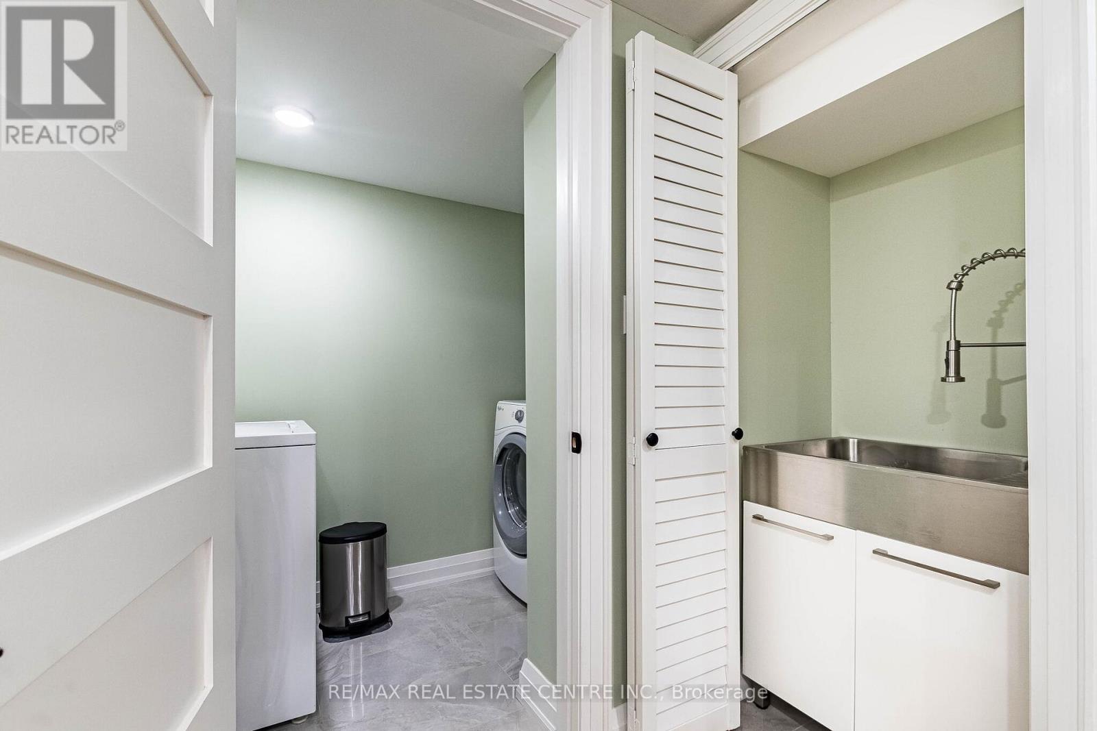 680 Bookham Crescent NW, Mississauga, Ontario  L4Z 1T9 - Photo 43 - W13452214
