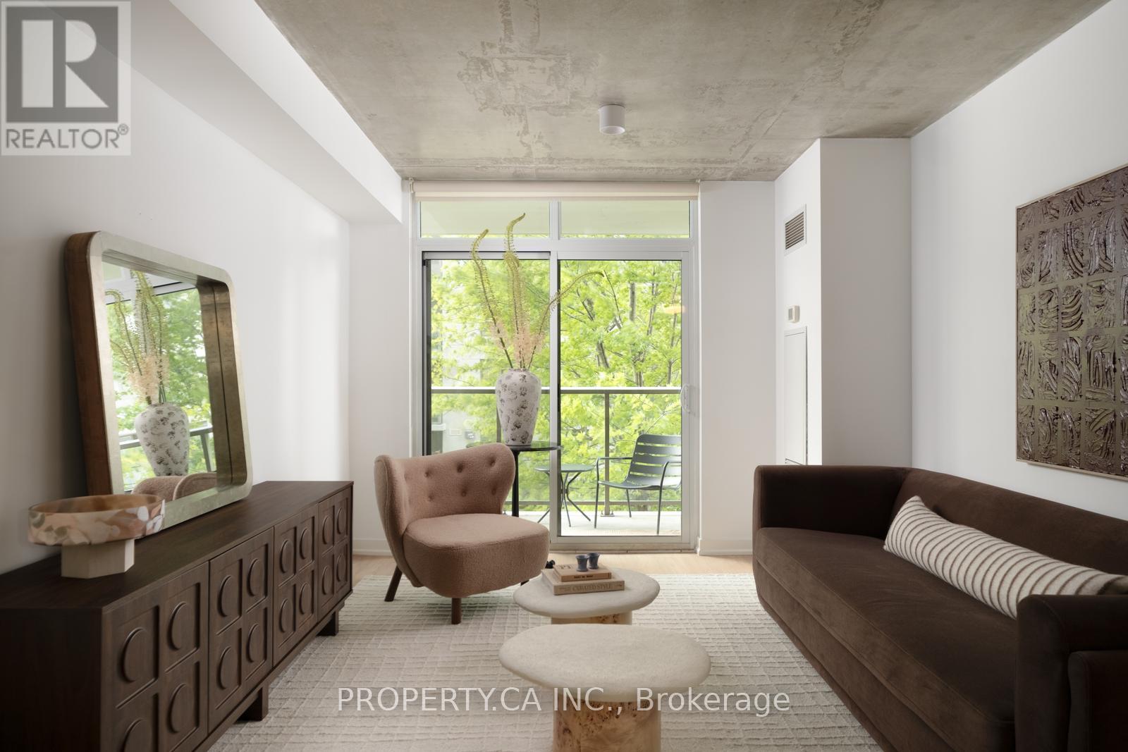 214 - 816 Lansdowne Avenue, Toronto, Ontario  M6H 4K6 - Photo 2 - W13452306