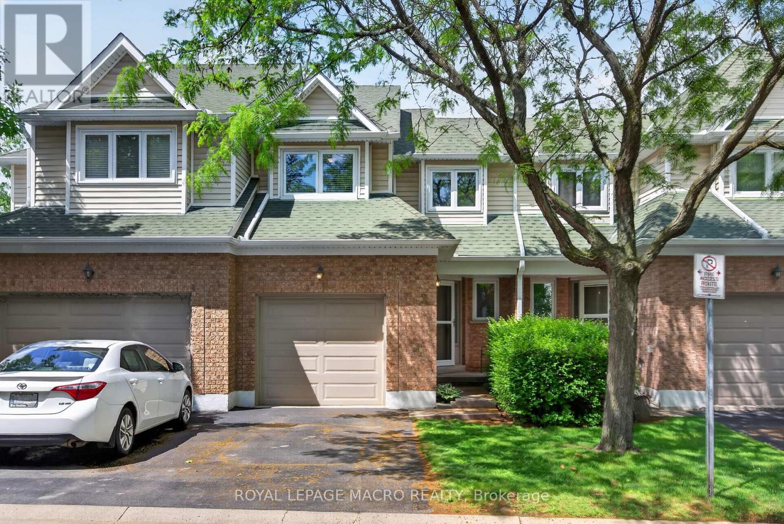 2 - 2215 CLEAVER AVENUE, Burlington, Ontario