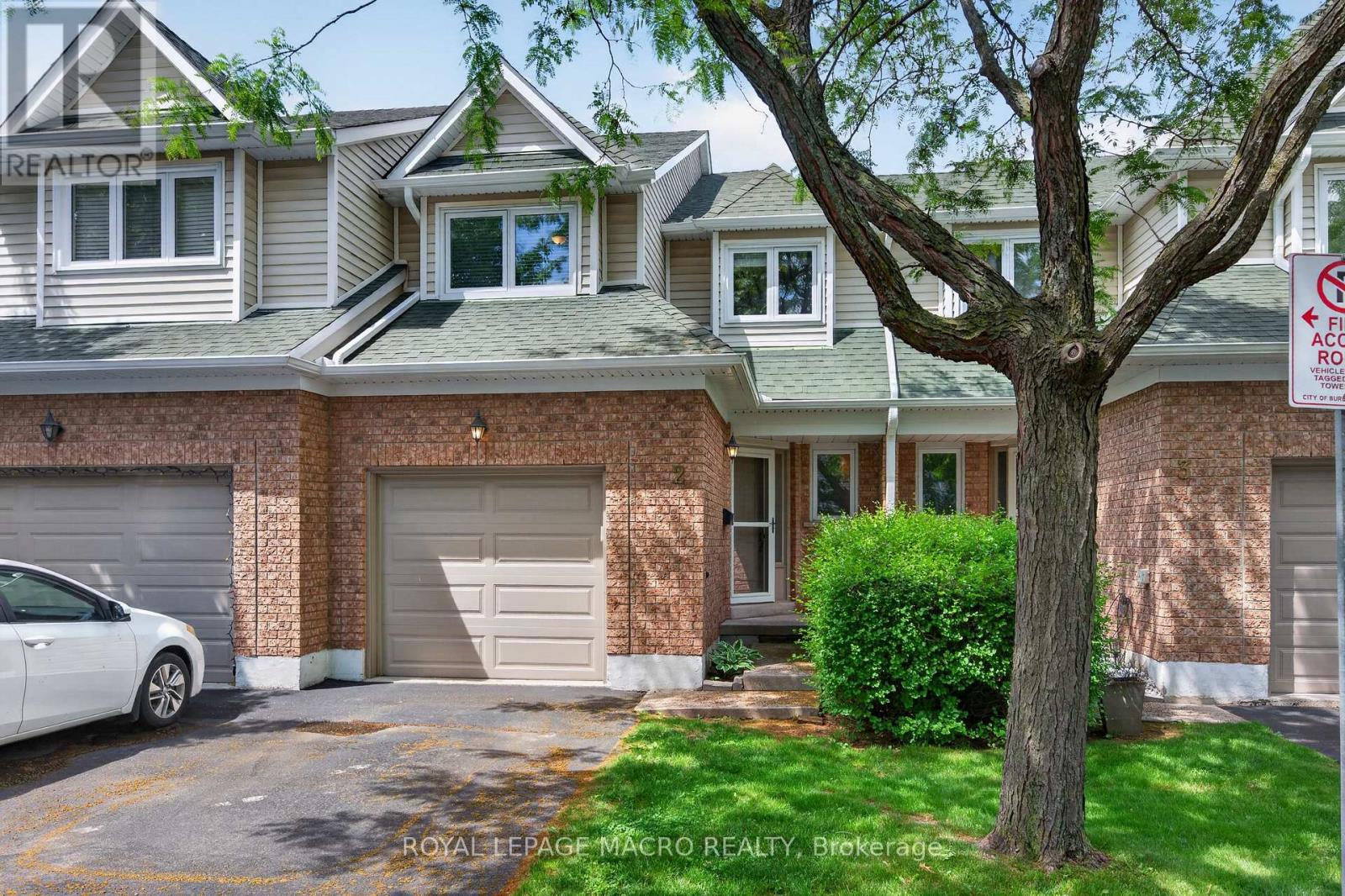 2 - 2215 Cleaver Avenue, Burlington, Ontario  L7M 4C5 - Photo 2 - W13452432