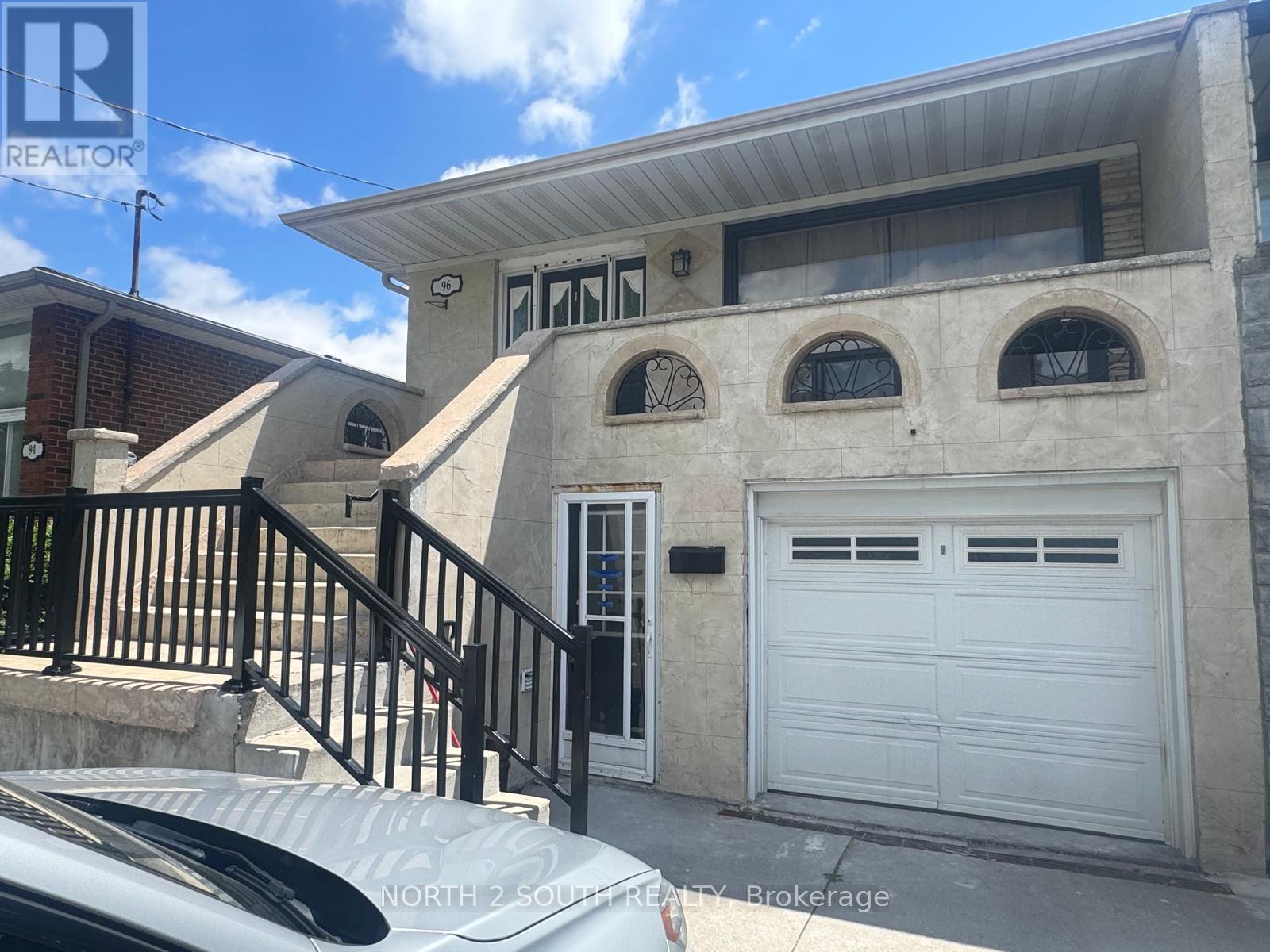 BSMT - 96 BAMFORD CRESCENT, Toronto, Ontario