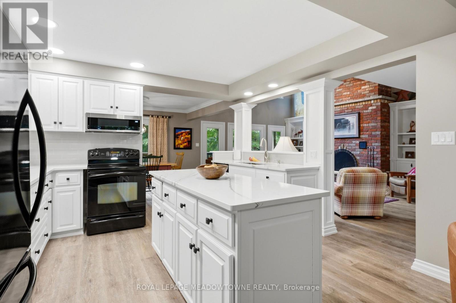 9802 Fifth Line, Halton Hills, Ontario  L7G 4S6 - Photo 8 - W13452474