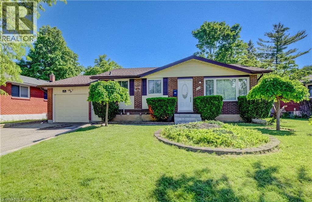 543 Glen Forrest Boulevard, Waterloo, Ontario  N2L 4J3 - Photo 1 - 40840389
