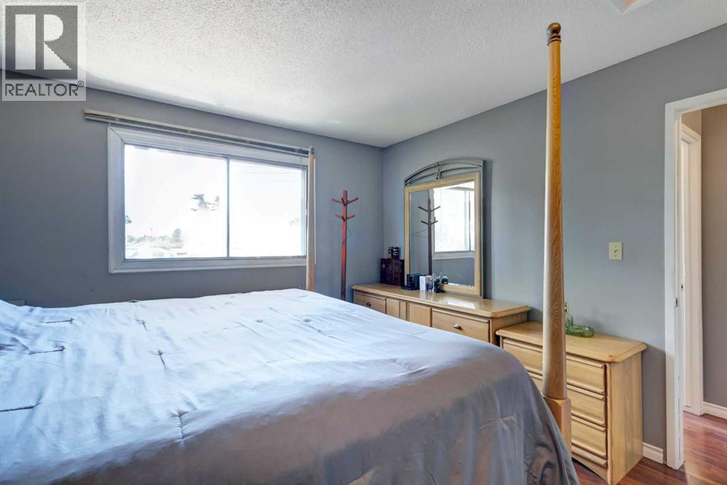 131 Dovertree Place Se, Calgary, Alberta  T2B 2K3 - Photo 15 - A2319028